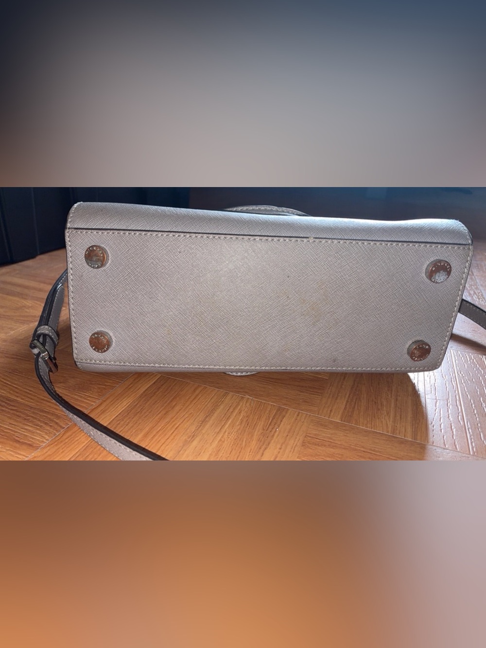 authentic mk bag - Picture 2 of 3